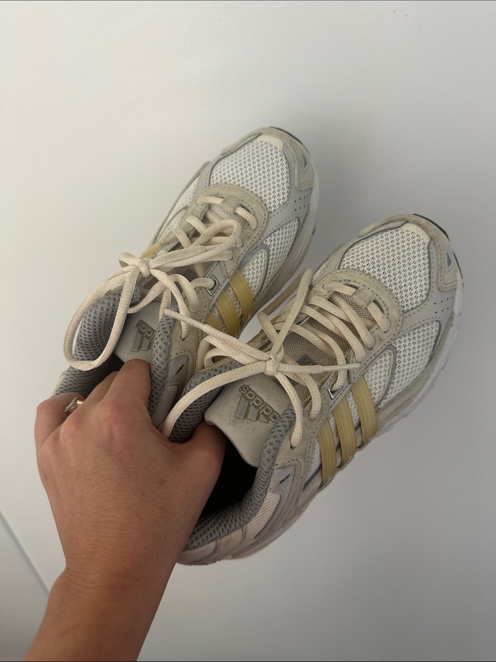 Adidas trainers/sneakers